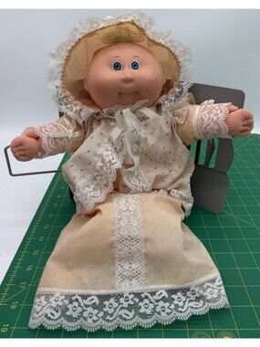 Vintage 1984 Cabbage Patch Kids Doll Preemie Baby Girl HM#1 P Factory READ!